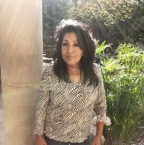 Meet your Posher, Esther